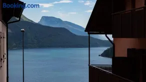 Una Finestra sul Lago - Image 1