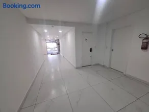 Apartamento a Beira Mar em Meia Praia - Image 4