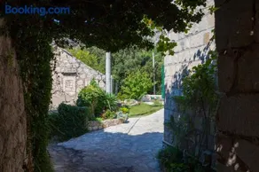 Holiday home Lavanda Grubisic Tucepi - Image 3