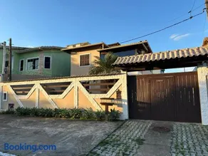 Casarão com quintal na quadra da praia | ROCM1217 - Image 2
