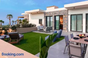 NAEMA Seafront Living 2BR Suite - Image 3