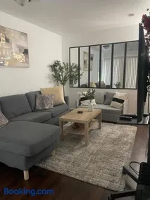 4 rooms, 2 Bedrooms 1 Bathroom Guesthouse with Full Kitchen, dining room, Street Parking near SF and Napa - Image 1