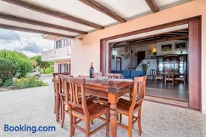 Villa mit privatem Pool, Terrasse und Garten | Gartenblick - Image 3