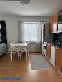 Small budget traveler's two-room apartment - Image 1