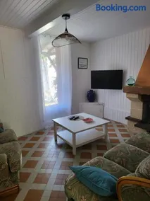 La maison rouge paisible maison de pays - Image 3