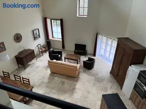 Gîte La Maison des Poètes de 1 à 6 personnes à Treigny Perreuse - Image 2