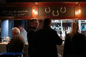 The Three Horseshoes East Worldham - Image 4