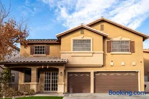 5BR 3BA Family friendly entire home w pool, spa, games, tvs, and more - Image 2