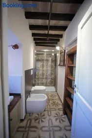 Boutique Apartment - Casa Squarcia - Apartment Medioevale - Image 2