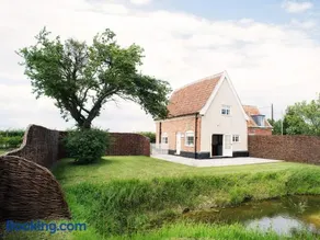 The Cross Wing by The Suffolk Cottage Collection - Image 1