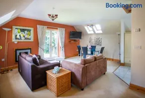 Berries Coach House - Image 3