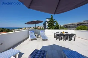 Beautiful Apartments Rajcic - Image 3