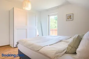 Kikis Sunshine Apartment - Image 3