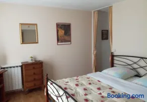 Guest House Westwood - Image 2