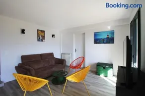 Comfortable garden level 2 minutes from the lake on foot - Image 5