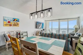1402 Waters Edge Resort condo - Image 3