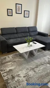 CENTER Elegant Living - Image 5