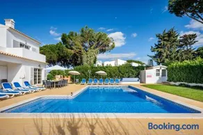7 Bedroom Private Villa Tenazinha II, with pool - Image 3