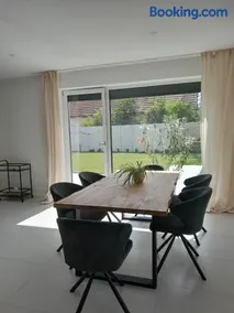 The Moment Luxury Suites - Image 5
