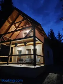 Woodland house - Image 2