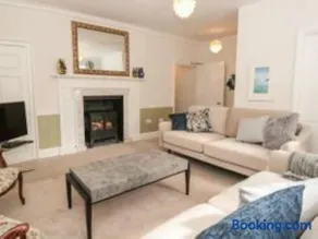 The Captain's House - Image 3