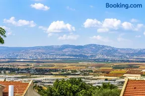 נילם סוויטות בוטיק - מתחם מדהים עם בריכה פרטית מחוממת ומקורה - Image 1