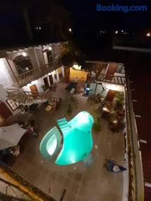 The Weekend Hostal - Image 3