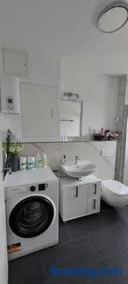 Messe Apartment BIN - Image 2