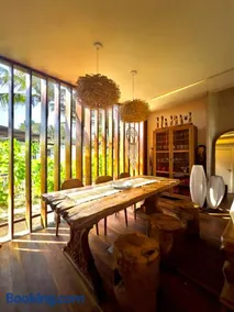 Casa Saya Buthu Ini - Image 3