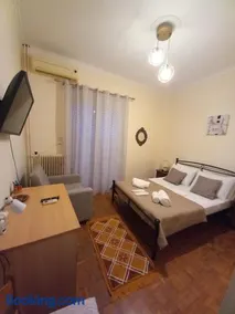 Ηλιαχτίδα Iliachtida apartment - Image 1