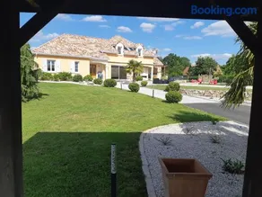 Villa blue Velvet - Image 1