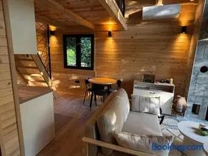 Love Cabin - Image 5