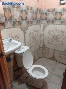 CHARM'S DE ALBIA GUEST HOUSE - Image 1