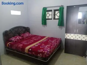 Sritanjung Homestay - Image 2