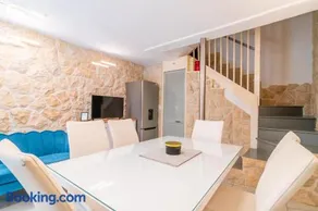 Casa di Pag by Pag tours - Image 1