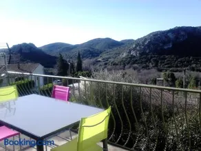 Maison calme avec vue exceptionnelle - Image 1