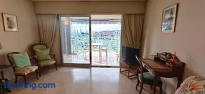 Apartment in Port Fréjus with sea and marina views - Image 3