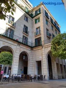 Old Center Inn Alicante - Image 1