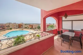 Sun & Golf Stay - Image 1