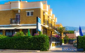 Piccolo Hotel - Image 2