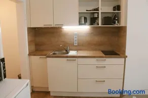 Stilvolle Wohnung auf 50 m² mit Parkplatz und WiFi - Image 1