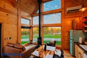 River Views | Private Hot Tub | The Poplar Treehouse - Image 1