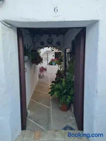 El Aljibe de Cobarrubias, Apartamento 3, terraza privada - Image 1
