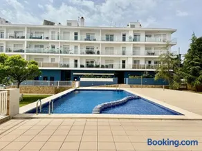 Planta Baja con piscina , wifi y parking - Image 2