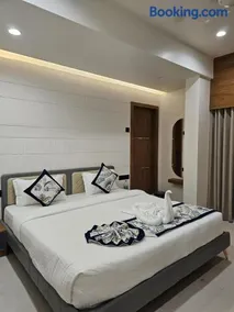 Hotel The Junagadh Palace - Image 2