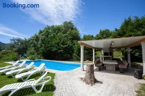 Espectacular Casa con Piscina en Allariz - Image 3