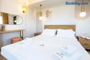 SerèNova Luxury Suites - Image 2