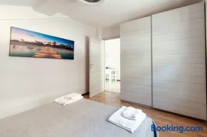 Wisteria Rooms on Lake Como - Image 3