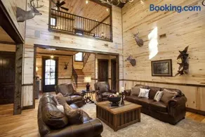Call It A Day Luxury Cabin - Image 3
