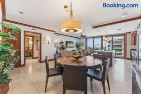 Beach Villas at Ko Olina 8th floor Ocean View - Image 2